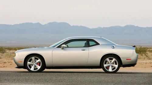 Dodge Challenger SRT8 vs. Ford Shelby GT500: The 2008 Muscle Car Battle Nobody Saw Coming
