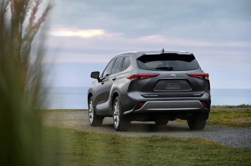Toyota, Toyota Highlander, Subaru, Subaru Ascent, Toyota Highlander Vs. Subaru Ascent: Which One Is Safer?