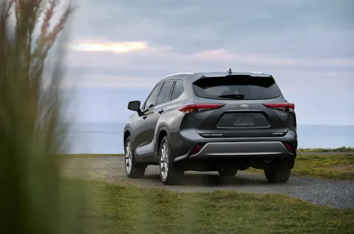 Toyota, Toyota Highlander, Subaru, Subaru Ascent, Toyota Highlander Vs. Subaru Ascent: Which One Is Safer?