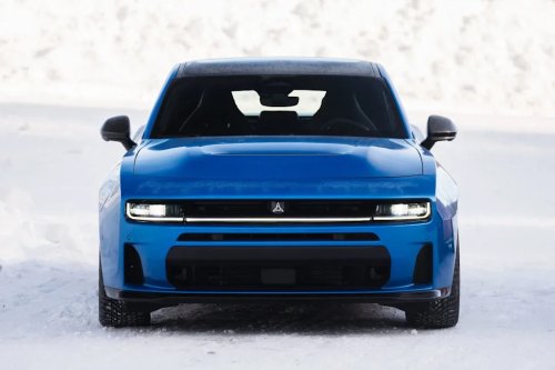 Dodge, Dodge Charger, 2026 Dodge Charger SIXPACK R/T: 3 Pros and 2 Cons