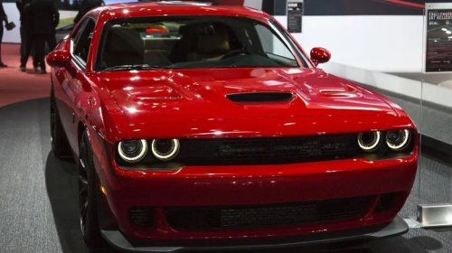 Dodge, Dodge Scat Pack Vs. Hellcat: Which Has More Horsepower?