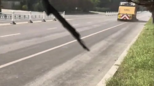 China Has Created a Road Sweeper That Can Run at 50MPH and Clear Roads in Seconds