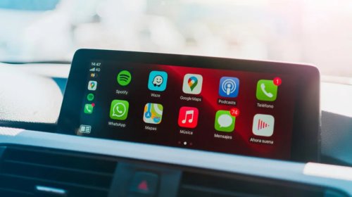 We Tested Dozens Of Free CarPlay Apps, Here Are The Best Ones