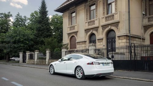 Used Tesla Model S Prices Have Fallen Dramatically. But Their Batteries Are Holding Up Great
