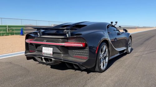 Chevy, Bugatti, Bugatti Chiron, Watch a $250K Chevy Corvette ZR1X Embarrass a $4M Bugatti Chiron