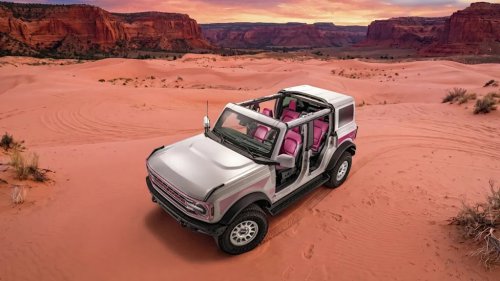Ford, Ford Bronco, The Ford Bronco Desert Rising Looks Pretty (Awesome) in Pink