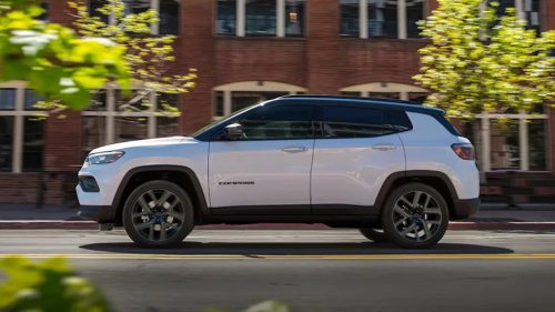 Jeep, Jeep Compass, Jeep Compass Sales Are Crashing Because It Got Too Expensive