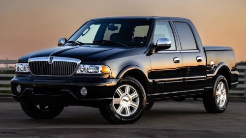 Lincoln, This No-Reserve Lincoln Blackwood Luxury Truck Could Be Yours