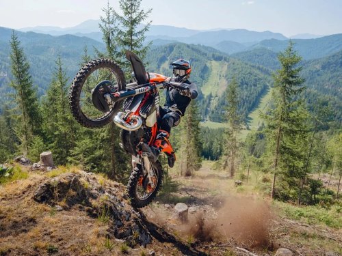 KTM’s Most Focused Enduro Moto Returns with Uncompromising Off-Road Chops