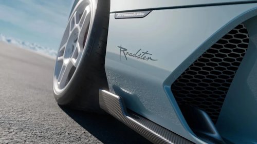 Eccentrica Reveals a Carbon-Fiber Lamborghini Diablo Roadster With a Gated Manual