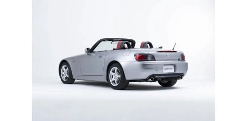 Honda, 679 Miles In 26 Years: A Time-Capsule 2000 Honda S2000 Surfaces From A Japanese Barn