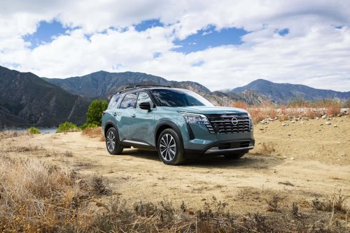 Nissan, SUV, Lincoln, This $40,000 Nissan SUV beats a $57,000 Lincoln on fuel economy and towing