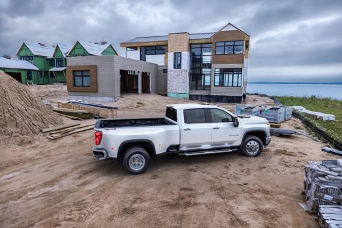 Chevy, GMC, GM, Chevy Silverado HD and GMC Sierra HD May Be Next for GM’s Engine Shake-Up