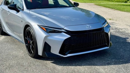 Lexus, Lexus IS, The 13-Year-Old Lexus IS Still Has One Very Important Job