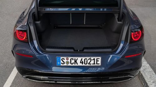 Mercedes, The New Electric C-Class’ Wild Interior: Is This a Proper Mercedes?