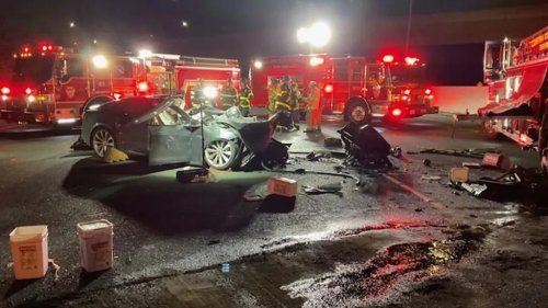 Tesla, Tesla Buys Out Its Fire Truck Autopilot Case Before Trial