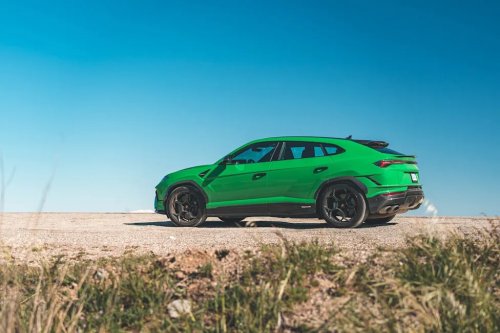 Lamborghini, Lamborghini Teases New Urus Debuting on July 1 That Could Be a Performante Replacement
