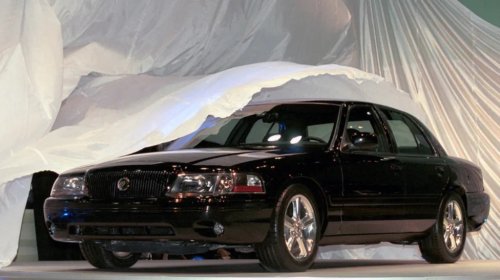 5 Legendary Body-On-Frame Cars Built On The Ford Panther Platform