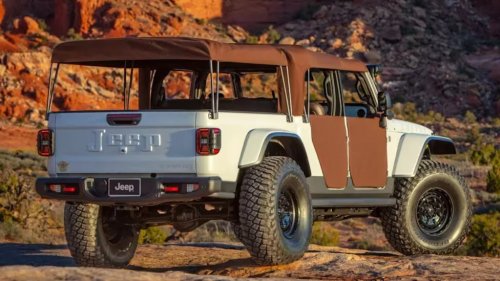 Jeep, Jeep Scrambler SRT Could Bring V8 Muscle To A Wild Open-Air Truck