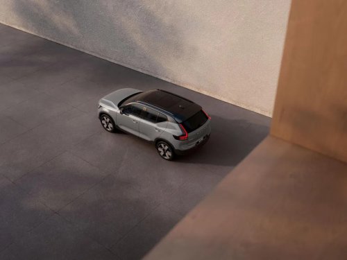 View Exterior Photos of the 2028 Volvo XC40