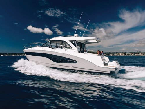 Boat Test: 2026 Beneteau Antares 12 Coupe