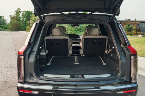 Cadillac, Hyundai, Cadillac Recalls Vistiq EV SUVs over Similar Issue to Hyundai's Deadly Power-Folding Third Row