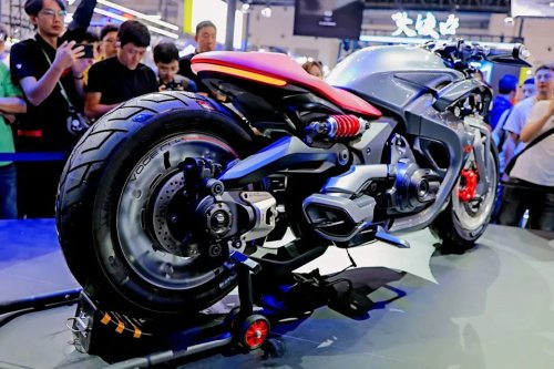 This Innovative Cruiser Heralds a New Kind of Two-Wheeled Power