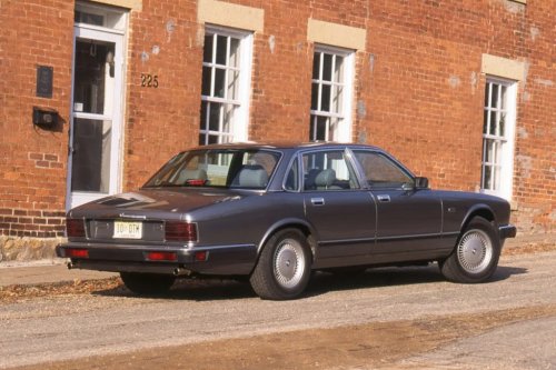 A Photo Tour of the 1993 Luxury Sedan Comparison Test