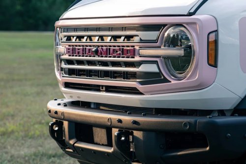 Ford, Ford Bronco, Ford’s New Bronco Desert Rising Edition Is Impossible To Miss