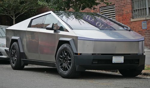 Elon Musk's Car Collection: A Crashed McLaren, a Bond Submarine and a Roadster in Deep Space