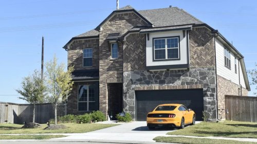 These Are The Worst Two-Car Garages You've Ever Seen