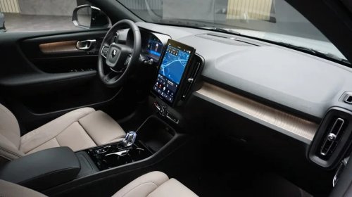 Volvo, Volvo XC40, 2028 Volvo XC40 Refresh Is Slightly More Chiseled, Charming, And Smarter Inside