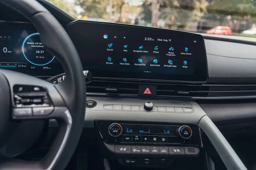 Hyundai, Hyundai Elantra, Take a Peek Inside the 2026 Hyundai Elantra Hybrid Limited