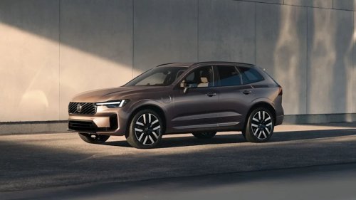 The 2028 Volvo XC60 T8 Has More EV Range Than Any Other PHEV In America