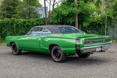 Dodge, 1969 Dodge Super Bee A12 440 Six Pack Hardtop For Sale With 18,800 Miles Shown