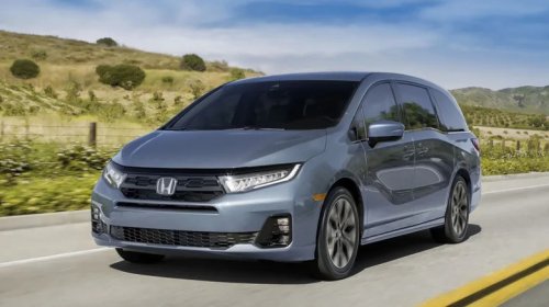 Ranking All 5 Current Production Minivans According To Which One Is Fastest