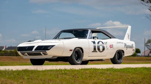 This Hemi Superbird Spent 18 Years on Track Proving Plymouth’s Wing Actually Worked