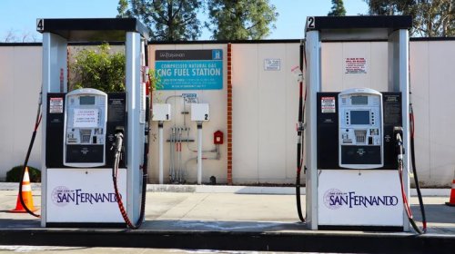 5 Alternative Fuel Types (And Why More Cars Don't Use Them)
