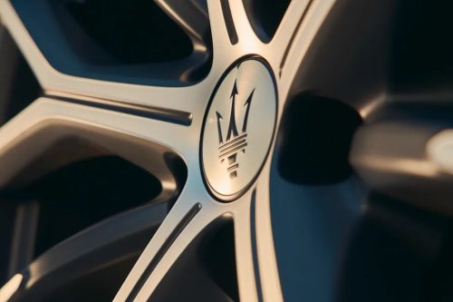 View Exterior Photos of the 2027 Maserati Grecale Modena