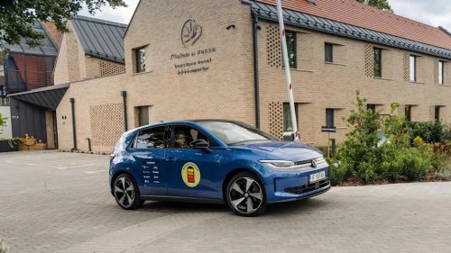 Same Battery Size, Different Range: VW ID. Polo Takes On Renault 5