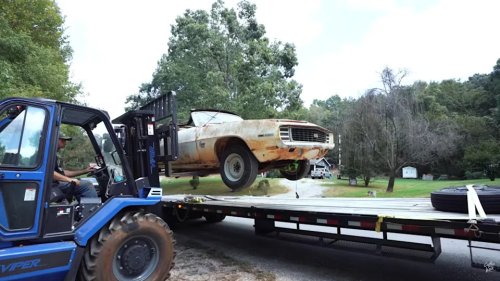 Dennis Collins Discovers 1969 Camaro Z11 Pace Car That's Been Hidden Under A Barn For 50 Years
