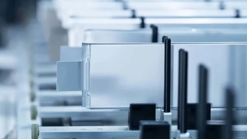 A Mercedes-Backed Battery Company Just Put Solid-State Cells Into Mass Production