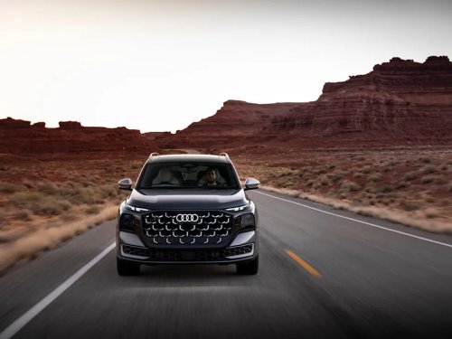 Audi, View Exterior Photos of the 2027 Audi SQ9