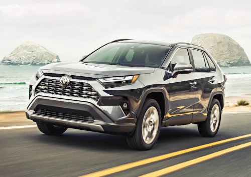 Toyota, Tesla, Toyota Vs. Tesla At 250,000 Miles: It’s Not Even Close