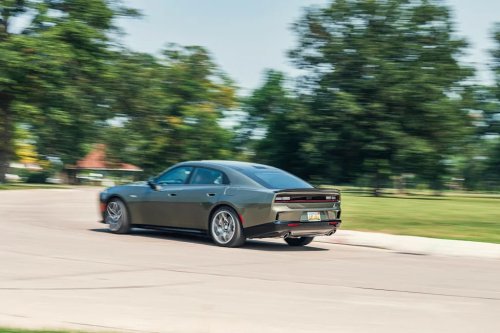 See Exterior Pics of the 2026 Dodge Charger Sixpack R/T