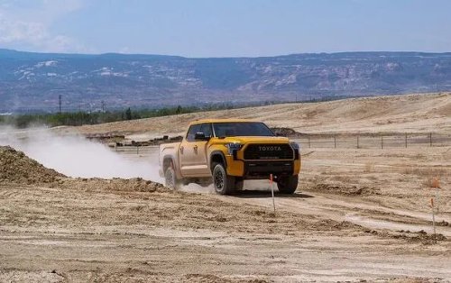 5 Reasons To Pick The 2027 Toyota Tundra Instead Of An American Truck