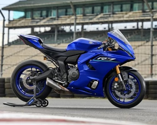 Yamaha’s Best Affordable Performance Moto Quietly Gets Even More Compelling