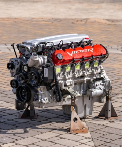 Ilmor-Built 625-HP Viper V10 Crate Engine Is Headed To Mecum