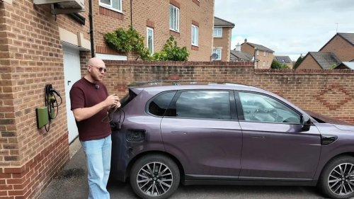 Man Uses Chinese EV Battery to Run Entire Home For 24 Hours