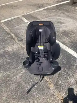Three Kids, One Back Seat: We Compare Two Ultraslim Car Seats
